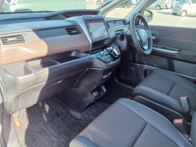 フリードハイブリッド ハイブリッドクロスターホンダセンシング　新品タイヤ／保証書／純正　９インチ　ＳＤナビ／衝突安全装置／両側電動スライドドア／車線逸脱防止支援システム／シート　ハーフレザー／パーキングアシスト　バックガイド／ヘッドランプ　ＬＥＤ　バックカメラ（30枚目）