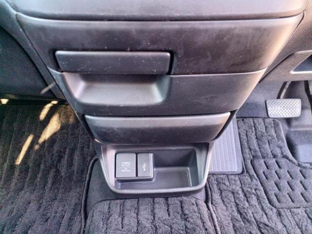 フリードハイブリッド ハイブリッドクロスターホンダセンシング　新品タイヤ／保証書／純正　９インチ　ＳＤナビ／衝突安全装置／両側電動スライドドア／車線逸脱防止支援システム／シート　ハーフレザー／パーキングアシスト　バックガイド／ヘッドランプ　ＬＥＤ　バックカメラ（32枚目）