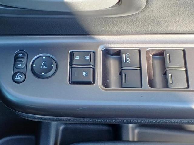 フリードハイブリッド ハイブリッドクロスターホンダセンシング　新品タイヤ／保証書／純正　９インチ　ＳＤナビ／衝突安全装置／両側電動スライドドア／車線逸脱防止支援システム／シート　ハーフレザー／パーキングアシスト　バックガイド／ヘッドランプ　ＬＥＤ　バックカメラ（37枚目）