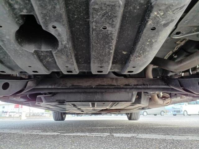 フリードハイブリッド ハイブリッドクロスターホンダセンシング　新品タイヤ／保証書／純正　９インチ　ＳＤナビ／衝突安全装置／両側電動スライドドア／車線逸脱防止支援システム／シート　ハーフレザー／パーキングアシスト　バックガイド／ヘッドランプ　ＬＥＤ　バックカメラ（42枚目）