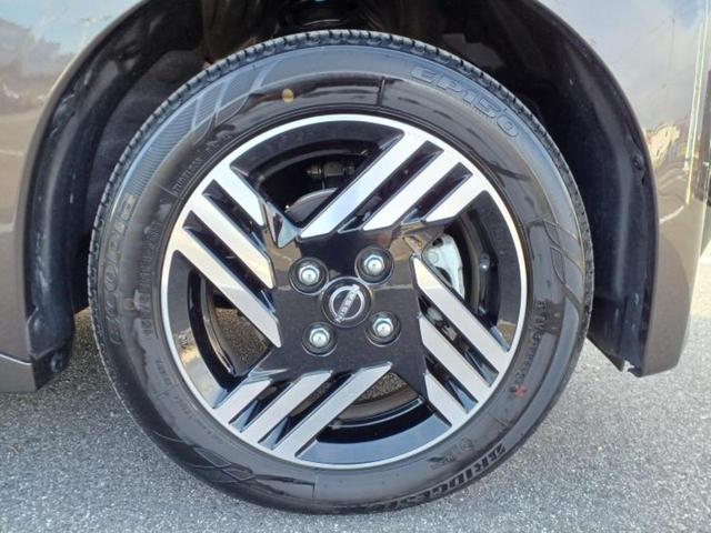 ルークス ハイウェイスターXプロパイロットエディション 新品タイヤ/保証書/純正 9インチ メモリーナビ/エマージェンシーブレーキ/ハンズフリー両側電動スライドドア/アラウンドビューモニター/車線逸脱防止支援システム/プロパイロット 衝突被害軽減システム(45枚目)