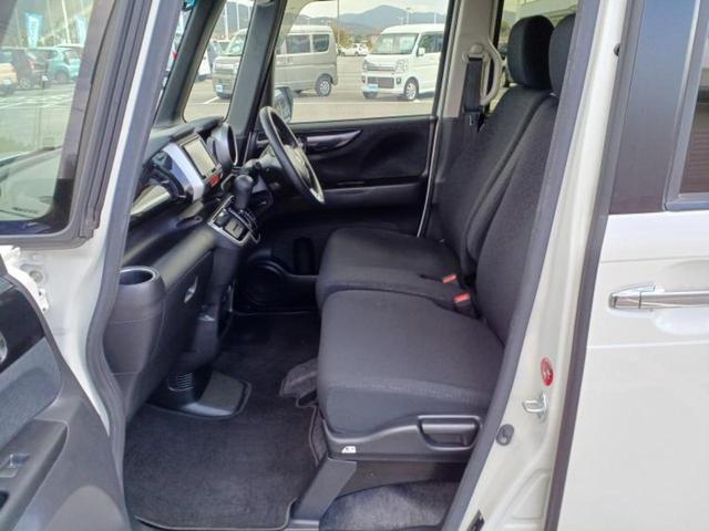 N-BOXカスタム G・Lパッケージ 新品タイヤ/保証書/社外 SDナビ/電動スライドドア/ヘッドランプ HID/ETC/EBD付ABS/横滑り防止装置/アイドリングストップ/バックモニター/フルセグTV/DVD/エアバッグ 運転席(5枚目)