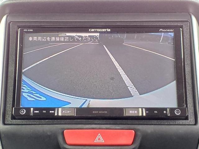 N-BOXカスタム G・Lパッケージ 新品タイヤ/保証書/社外 SDナビ/電動スライドドア/ヘッドランプ HID/ETC/EBD付ABS/横滑り防止装置/アイドリングストップ/バックモニター/フルセグTV/DVD/エアバッグ 運転席(11枚目)