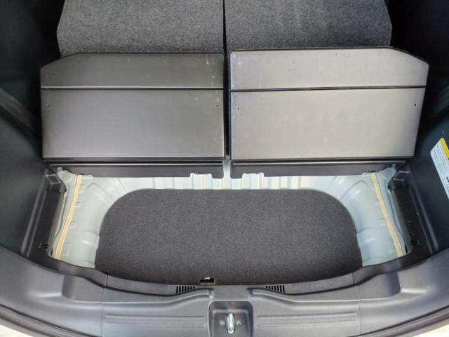 N-BOXカスタム G・Lパッケージ 新品タイヤ/保証書/社外 SDナビ/電動スライドドア/ヘッドランプ HID/ETC/EBD付ABS/横滑り防止装置/アイドリングストップ/バックモニター/フルセグTV/DVD/エアバッグ 運転席(29枚目)