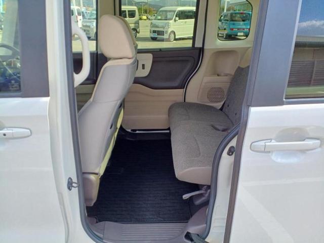 N-BOX G・Lホンダセンシング 新品タイヤ/保証書/社外 SDナビ/電動スライドドア/パーキングアシスト バックガイド/ヘッドランプ LED/ETC/EBD付ABS/横滑り防止装置/アイドリングストップ バックカメラ DVD再生(6枚目)