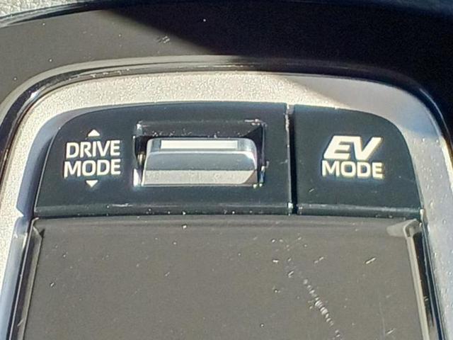 カローラ ハイブリッドS 保証書/ディスプレイオーディオ+ナビ9インチ/衝突安全装置/車線逸脱防止支援システム/ヘッドランプ LED/Bluetooth接続/EBD付ABS/横滑り防止装置/アイドリングストップ バックカメラ(16枚目)