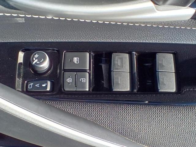 カローラ ハイブリッドS 保証書/ディスプレイオーディオ+ナビ9インチ/衝突安全装置/車線逸脱防止支援システム/ヘッドランプ LED/Bluetooth接続/EBD付ABS/横滑り防止装置/アイドリングストップ バックカメラ(37枚目)