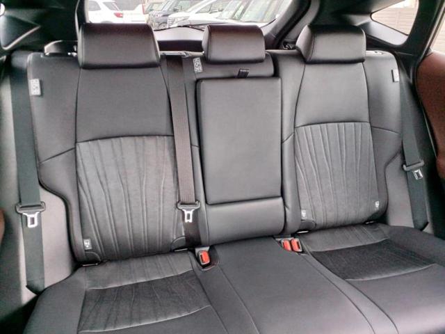 ハリアー Z 純正エアロ/JBL/保証書/ディスプレイオーディオ+ナビ12.3インチ/デジタルインナーミラー/パノラミックビューモニター/車線逸脱防止支援システム/シート ハーフレザー/電動バックドア 全周囲カメラ(21枚目)