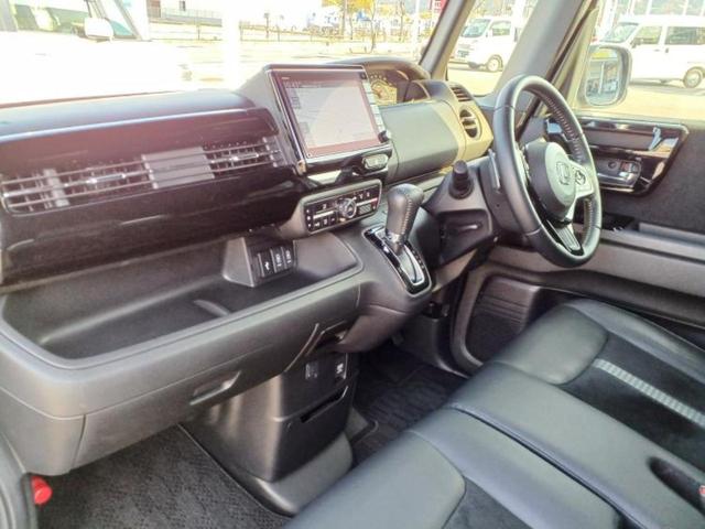 Ｎ－ＢＯＸカスタム Ｌ・ターボ　新品タイヤ／保証書／純正　８インチ　ＳＤナビ／衝突安全装置／両側電動スライドドア／シートヒーター　前席／車線逸脱防止支援システム／シート　ハーフレザー／ドライブレコーダー　純正　衝突被害軽減システム（31枚目）