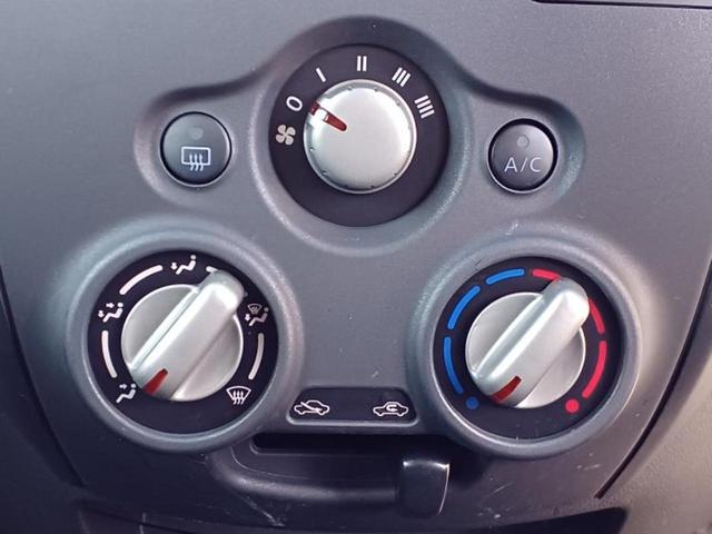 ノート Ｘ　社外　ＳＤナビ／エマージェンシーブレーキ／ヘッドランプ　ＬＥＤ／Ｂｌｕｅｔｏｏｔｈ接続／ＥＢＤ付ＡＢＳ／横滑り防止装置／アイドリングストップ／バックモニター／ワンセグＴＶ／エアバッグ　運転席（12枚目）