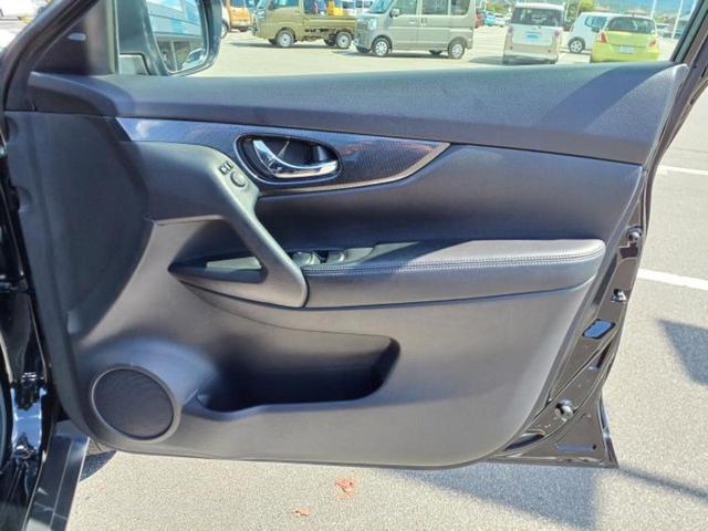 エクストレイル ４ＷＤ２０Ｘエマブレパッケージ　新品タイヤ／純正　ＳＤナビ／エマージェンシーブレーキ／シートヒーター／アラウンドビューモニター／車線逸脱防止支援システム／シート　撥水加工／電動バックドア／ヘッドランプ　ＬＥＤ　衝突被害軽減システム（25枚目）