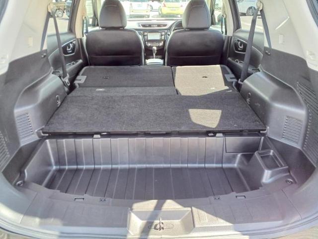 エクストレイル ４ＷＤ２０Ｘエマブレパッケージ　新品タイヤ／純正　ＳＤナビ／エマージェンシーブレーキ／シートヒーター／アラウンドビューモニター／車線逸脱防止支援システム／シート　撥水加工／電動バックドア／ヘッドランプ　ＬＥＤ　衝突被害軽減システム（29枚目）