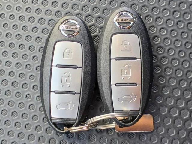 エクストレイル ４ＷＤ２０Ｘエマブレパッケージ　新品タイヤ／純正　ＳＤナビ／エマージェンシーブレーキ／シートヒーター／アラウンドビューモニター／車線逸脱防止支援システム／シート　撥水加工／電動バックドア／ヘッドランプ　ＬＥＤ　衝突被害軽減システム（36枚目）