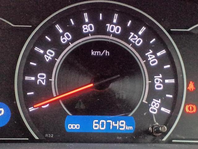 ヴォクシー ＺＳキラメキ２　新品タイヤ／保証書／純正　１０インチ　ＳＤナビ／フリップダウンモニター　純正　１２．８インチ／トヨタセーフティセンス／両側電動スライドドア／車線逸脱防止支援システム／ヘッドランプ　ＬＥＤ　バックカメラ（13枚目）