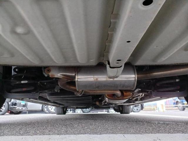 ヴォクシー ＺＳキラメキ２　新品タイヤ／保証書／純正　１０インチ　ＳＤナビ／フリップダウンモニター　純正　１２．８インチ／トヨタセーフティセンス／両側電動スライドドア／車線逸脱防止支援システム／ヘッドランプ　ＬＥＤ　バックカメラ（43枚目）