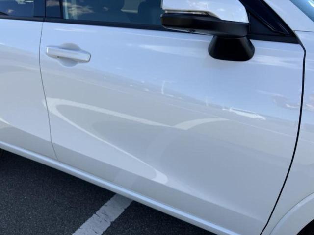 ＺＲ－Ｖ ｅＨＥＶ　Ｚ　ＢＯＳＥ／純正　９インチ　ナビ／ホンダセンシング／シートヒーター／マルチビューカメラシステム／車線逸脱防止支援システム／シート　フルレザー／電動バックドア／ヘッドランプ　ＬＥＤ　革シート　電動シート（4枚目）