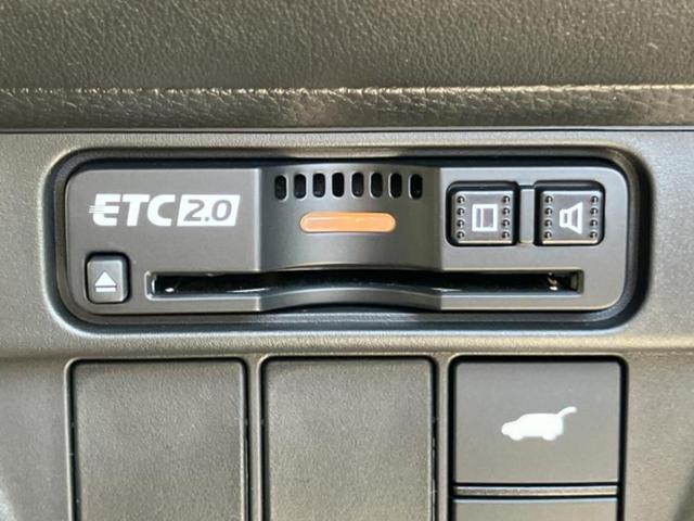 ＺＲ－Ｖ ｅＨＥＶ　Ｚ　ＢＯＳＥ／純正　９インチ　ナビ／ホンダセンシング／シートヒーター／マルチビューカメラシステム／車線逸脱防止支援システム／シート　フルレザー／電動バックドア／ヘッドランプ　ＬＥＤ　革シート　電動シート（18枚目）