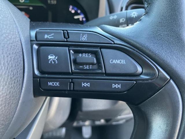 ヤリスクロス ハイブリッドＺアドベンチャー　新品タイヤ／保証書／ディスプレイオーディオ＋ナビ８インチ／衝突安全装置／シートヒーター／車線逸脱防止支援システム／シート　ハーフレザー／ヘッドランプ　ＬＥＤ／ＵＳＢジャック　衝突被害軽減システム（18枚目）