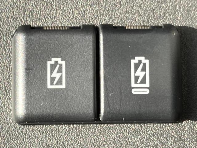 スペーシアカスタム ハイブリッドＸＳターボ　保証書／純正　９インチ　ＳＤナビ／両側電動スライドドア／シートヒーター／全方位モニター用カメラ／車線逸脱防止支援システム／シート　ハーフレザー／ヘッドランプ　ＬＥＤ／Ｂｌｕｅｔｏｏｔｈ接続／ＥＴＣ（40枚目）