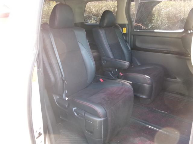 ヴェルファイア 2.4Z ゴールデンアイズ アドミレイションフルエアロ・車高調・20AW・アルパインナビ・フルセグ・バックカメラ(14枚目)