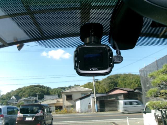 ヴェルファイア 2.4Z ゴールデンアイズ アドミレイションフルエアロ・車高調・20AW・アルパインナビ・フルセグ・バックカメラ(18枚目)