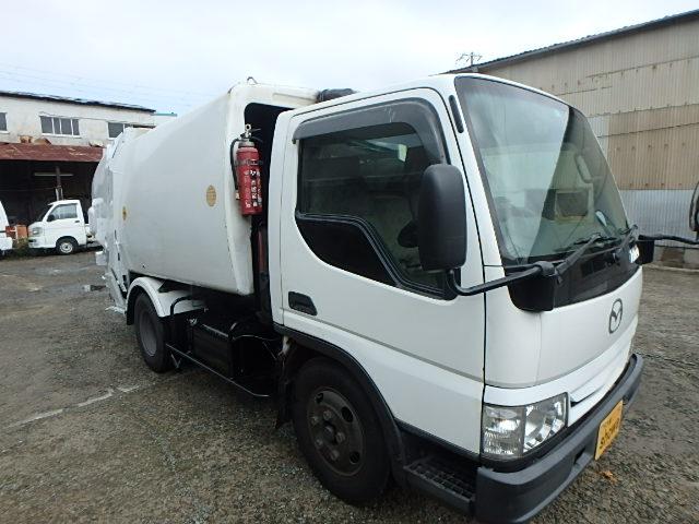 極東製4.2立米プレスパッカー車(3枚目)