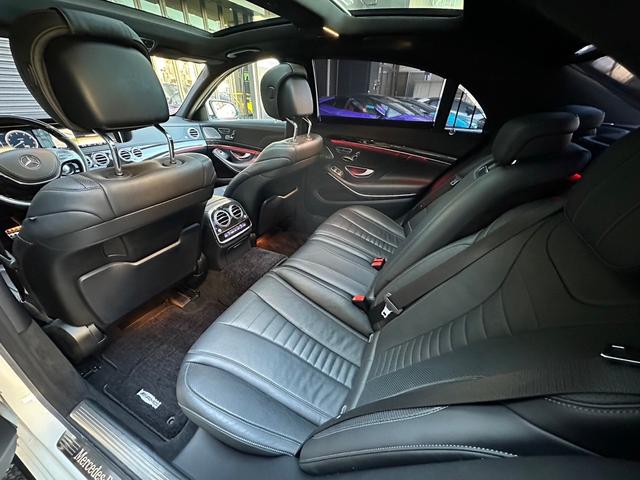 Ｓ５５０ロング　Ｗ２２２　左ハンドル　ディーラー車　ダイナミックパッケージ　Ｓ６５仕様　ローダウン　社外マフラー　フォージトアルミ　パノラミックルーフ(13枚目)