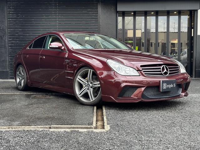 ＣＬＳクラス ＣＬＳ３５０　Ｆ　ＷＡＬＤブラックバイソンエアロ　フェンダー　サイド　ＪＯＢデザイン　Ｒ　ＪＯＢデザイン加工　リアウイング　ＪＯＢデザイン　ヘッドライトレンズ交換済み　ローダウン　ＷＡＬＤマホラ１９インチアルミ（2枚目）