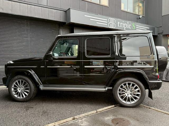 Gクラス G400d ラグジュアリーパッケージ マニファクトゥーア ホワイトレザーシート ブルメスター サンルール ディーラー車 右ハンドル(4枚目)