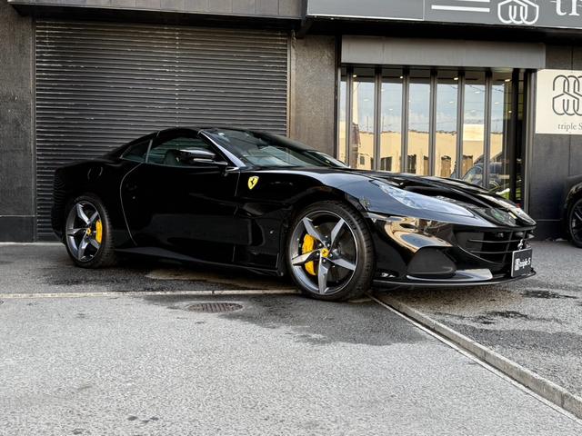 ポルトフィーノM 1オーナー ディーラー車 エクステリアカーボンPKG フロントスポイラーカーボン サイドステップカーボン ディフューザーカーボン イエローキャリパー オプション20インチアルミホイール(2枚目)