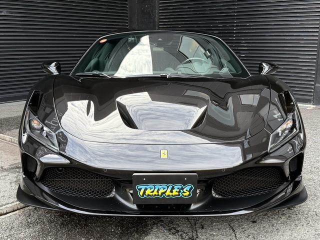 F8スパイダー ディーラー車 左ハンドル 1オーナー イエローキャリパー カーボンサイドエアーダクト カーボンドライブパッケージ LEDハンドル イエローレブカウンター シートイエローセンターライン(12枚目)