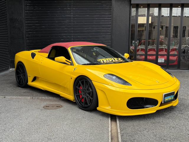 F430スパイダー ディーラー車 左ハンドル ハーマンエアロ ローダウン ハイパーフォージドアルミ カーボンブレーキ レッドキャリパー 大西ヒートマジックエキマニ 大西ヒートマジックチタンマフラー ヘッドライトスモーク(6枚目)