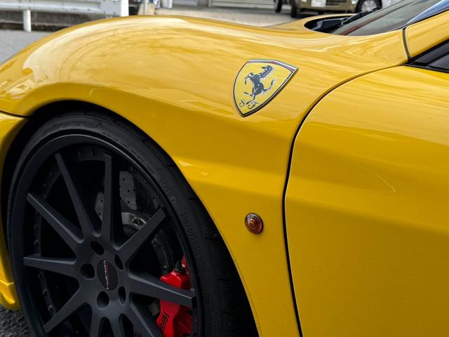 F430スパイダー ディーラー車 左ハンドル ハーマンエアロ ローダウン ハイパーフォージドアルミ カーボンブレーキ レッドキャリパー 大西ヒートマジックエキマニ 大西ヒートマジックチタンマフラー ヘッドライトスモーク(21枚目)