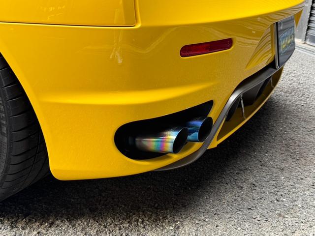 F430スパイダー ディーラー車 左ハンドル ハーマンエアロ ローダウン ハイパーフォージドアルミ カーボンブレーキ レッドキャリパー 大西ヒートマジックエキマニ 大西ヒートマジックチタンマフラー ヘッドライトスモーク(22枚目)