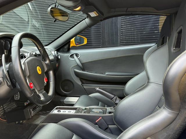 F430スパイダー ディーラー車 左ハンドル ハーマンエアロ ローダウン ハイパーフォージドアルミ カーボンブレーキ レッドキャリパー 大西ヒートマジックエキマニ 大西ヒートマジックチタンマフラー ヘッドライトスモーク(26枚目)