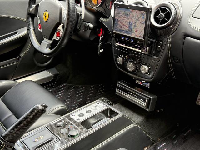 F430スパイダー ディーラー車 左ハンドル ハーマンエアロ ローダウン ハイパーフォージドアルミ カーボンブレーキ レッドキャリパー 大西ヒートマジックエキマニ 大西ヒートマジックチタンマフラー ヘッドライトスモーク(33枚目)