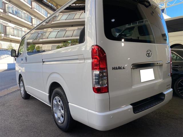 ハイエースバン ロングスーパーGL ダークプライムS パノラミックビュー オートスライドドア デジタルインナーミラー クリランスソナー 全周囲カメラ 限定車 アニバーサリーステップ LEDヘッドライト助手席SRSプリテンショナー(9枚目)