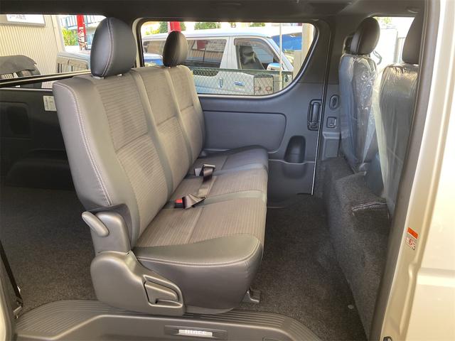 ハイエースバン ロングスーパーGL ダークプライムS パノラミックビュー オートスライドドア デジタルインナーミラー クリランスソナー 全周囲カメラ 限定車 アニバーサリーステップ LEDヘッドライト助手席SRSプリテンショナー(14枚目)