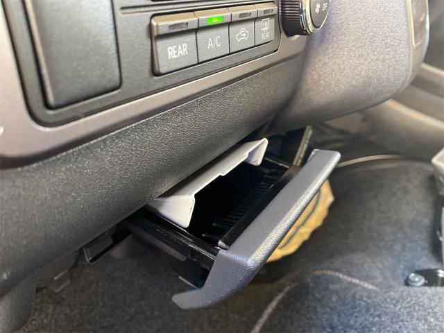 ハイエースバン ロングスーパーGL ダークプライムS パノラミックビュー オートスライドドア デジタルインナーミラー クリランスソナー 全周囲カメラ 限定車 アニバーサリーステップ LEDヘッドライト助手席SRSプリテンショナー(40枚目)