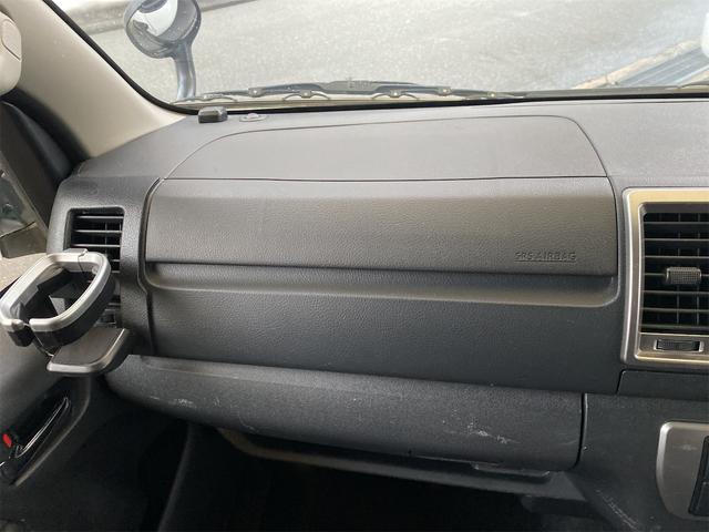 ハイエースバン ロングスーパーＧＬ　ガソリン車　ＬＥＤヘッドライト　スマートキー　スペアキー　プッシュスタート　ナビ　バックカメラ　ＥＴＣ　モデリスタシートカバー　１００Ｖコンセント（18枚目）