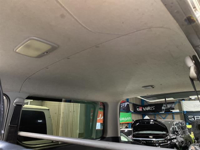 ハイエースバン ロングスーパーＧＬ　ガソリン車　ＬＥＤヘッドライト　スマートキー　スペアキー　プッシュスタート　ナビ　バックカメラ　ＥＴＣ　モデリスタシートカバー　１００Ｖコンセント（31枚目）