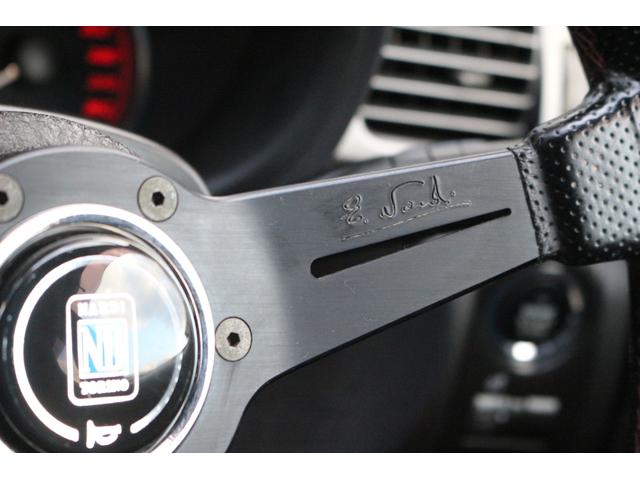 インプレッサ WRX STi ☆6速ミッション☆ナルディステアリング☆4WD☆RAYSボルクレーシングRE30☆5Jigenマフラー☆プッシュスタート&スマートキー☆ETC☆スペアタイヤ☆ナビテレビ(22枚目)