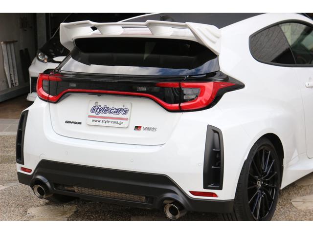 ＧＲヤリス ＲＣ　☆６速ミッション☆クスコ車高調☆ＴＯＭ’ｓルーフウィング・リアダクト☆インタークーラースプレイ☆サブラジエーター☆左右独立オートエアコン☆前後ドラレコ☆ＧＲステアリング・軽量ノブ・サイドブレーキ（13枚目）
