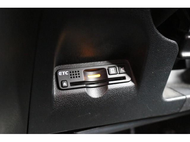 フィット ＲＳ　☆６速ミッション☆車高調☆レアマイスター１６インチアルミホイール☆フロントアンダースポイラー☆純正７インチナビ☆バックカメラ☆インナーミラー型ドライブレコーダー☆フロントフォグ☆（28枚目）