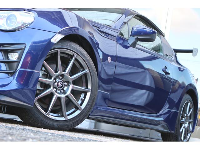 ８６ Ｇ　☆６速ミッション☆ＴＲＤフルエアロ☆ＴＲＤスポーツマフラー☆ＴＲＤリアウィンドルーバー☆ＧＴウィング☆純正ナビ☆テレビ☆バックカメラ☆ＥＴＣ☆（5枚目）