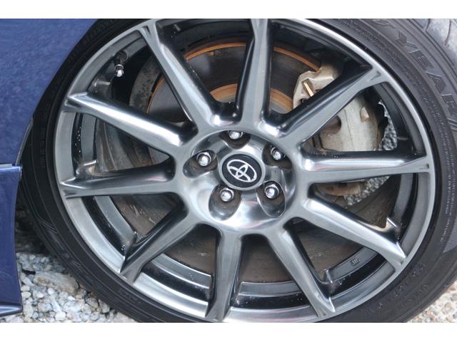 ８６ Ｇ　☆６速ミッション☆ＴＲＤフルエアロ☆ＴＲＤスポーツマフラー☆ＴＲＤリアウィンドルーバー☆ＧＴウィング☆純正ナビ☆テレビ☆バックカメラ☆ＥＴＣ☆（7枚目）