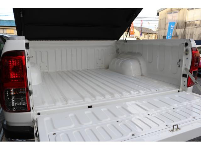 4WD/Turbo/Navi/CD/DVD/AW/No-accidents/BackCamera/NonSmoking