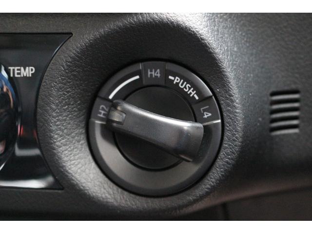 4WD/Turbo/Navi/CD/DVD/AW/No-accidents/BackCamera/NonSmoking
