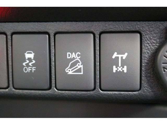 4WD/Turbo/Navi/CD/DVD/AW/No-accidents/BackCamera/NonSmoking