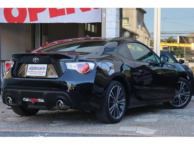 ８６ ＧＴ　☆６速ミッション☆ダックテール☆距離浅☆ラジオオーディオ☆（11枚目）